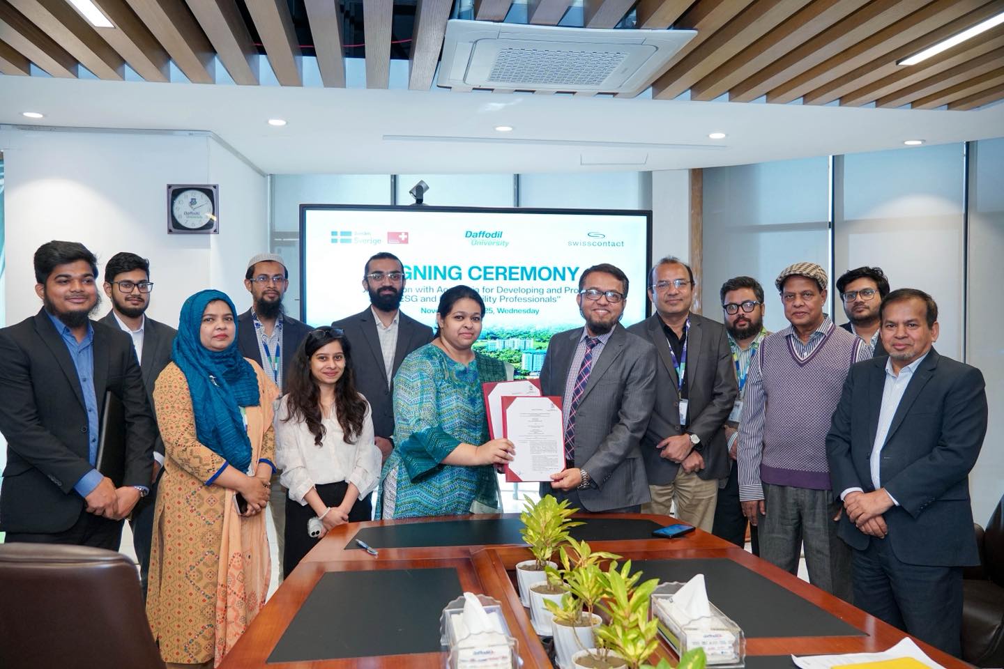 Signing Ceremony for DIU-Swisscontact Strategic Partnership on ESG & Sustainability Professionals